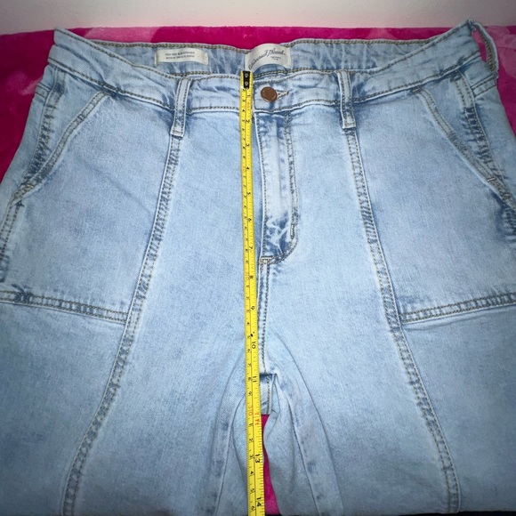 LNC Women's Universal Thread Goods Co.  Size 12 (31) High Rise - Picture 5 of 14